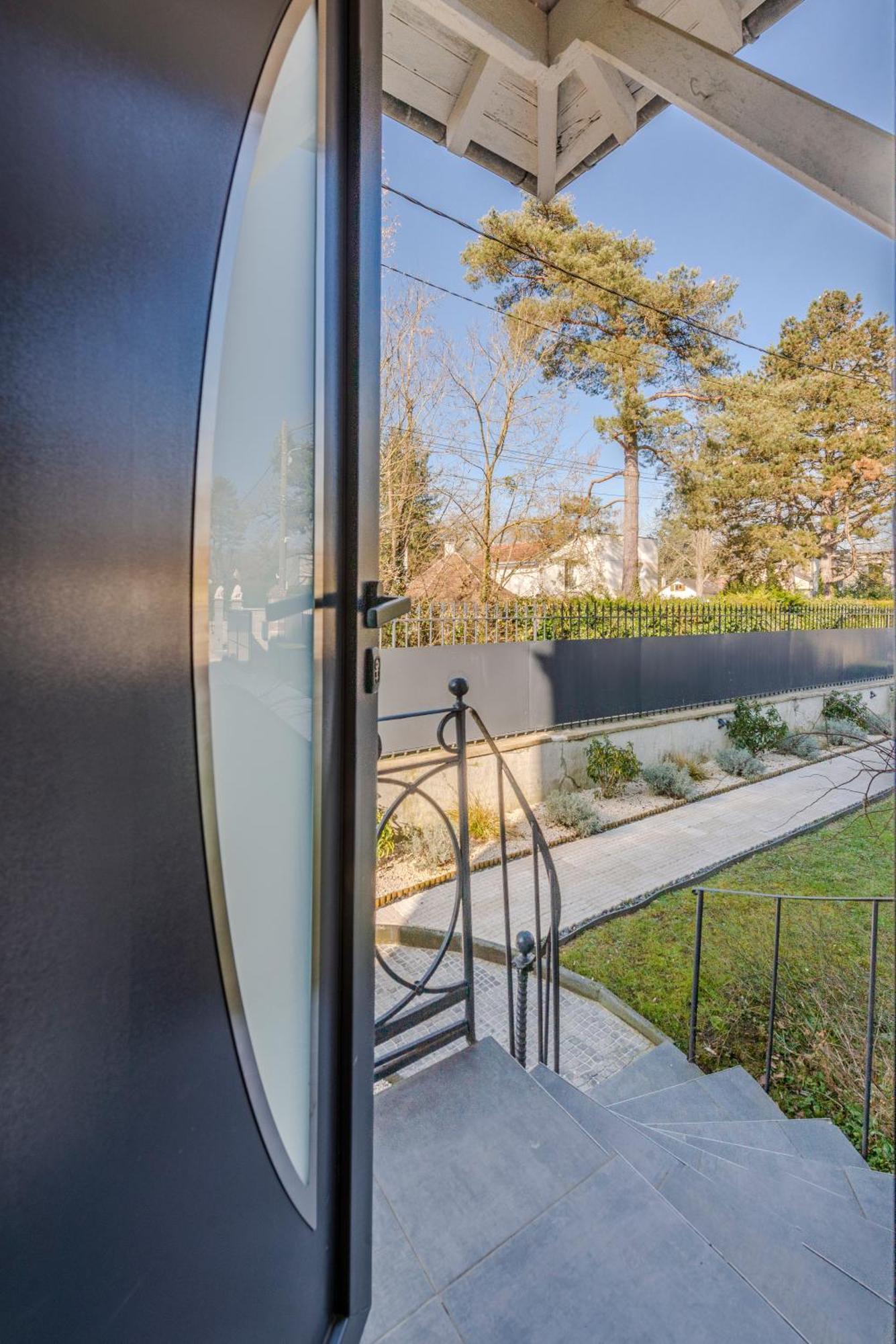 Jungle - Magnifique Appartement Avec Parking Prive - Paris-Disney & Cdg A 25 Minutes Pomponne Ngoại thất bức ảnh
