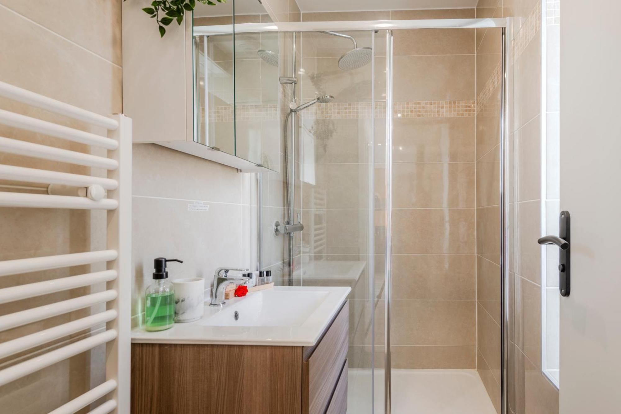 Jungle - Magnifique Appartement Avec Parking Prive - Paris-Disney & Cdg A 25 Minutes Pomponne Ngoại thất bức ảnh